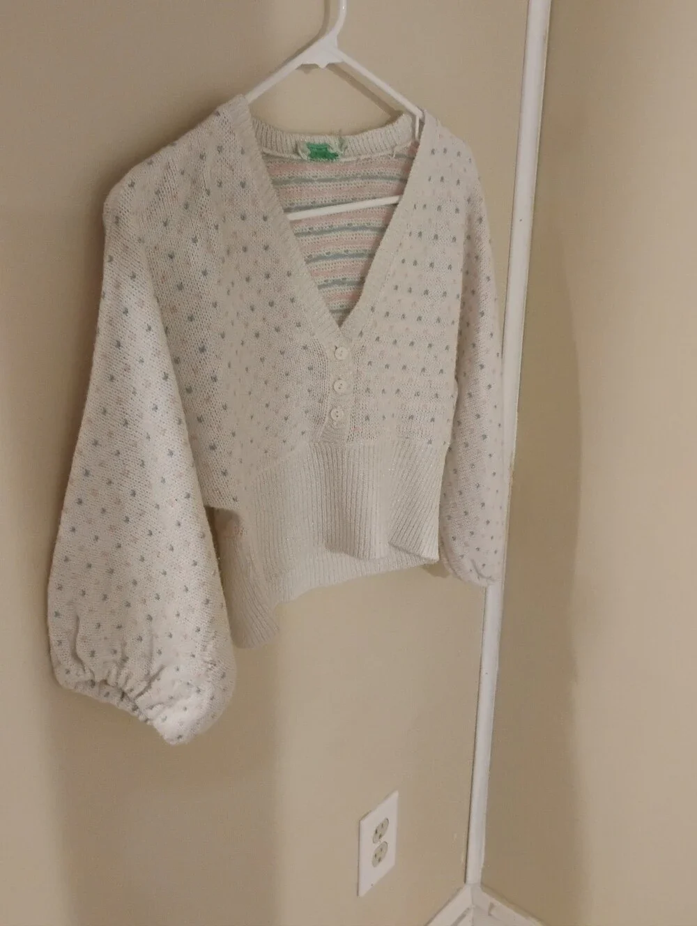 1980s does 1930s Wippette Womens Pastel Cropped Buttoned Bishop Sleeve Sweater - Picture 1 of 5